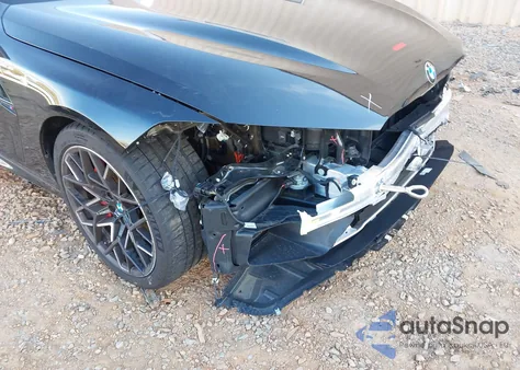 2024 BMW M8 Gran Coupe Competition z USA, uszkodzony, nr VIN WBSGV0C04RCP32745